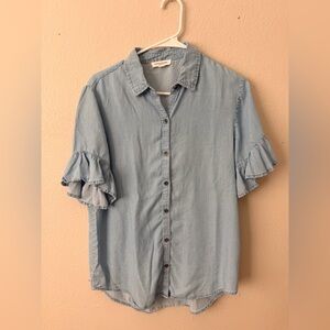 beachlunchlounge Light Blue Chambray Shirt